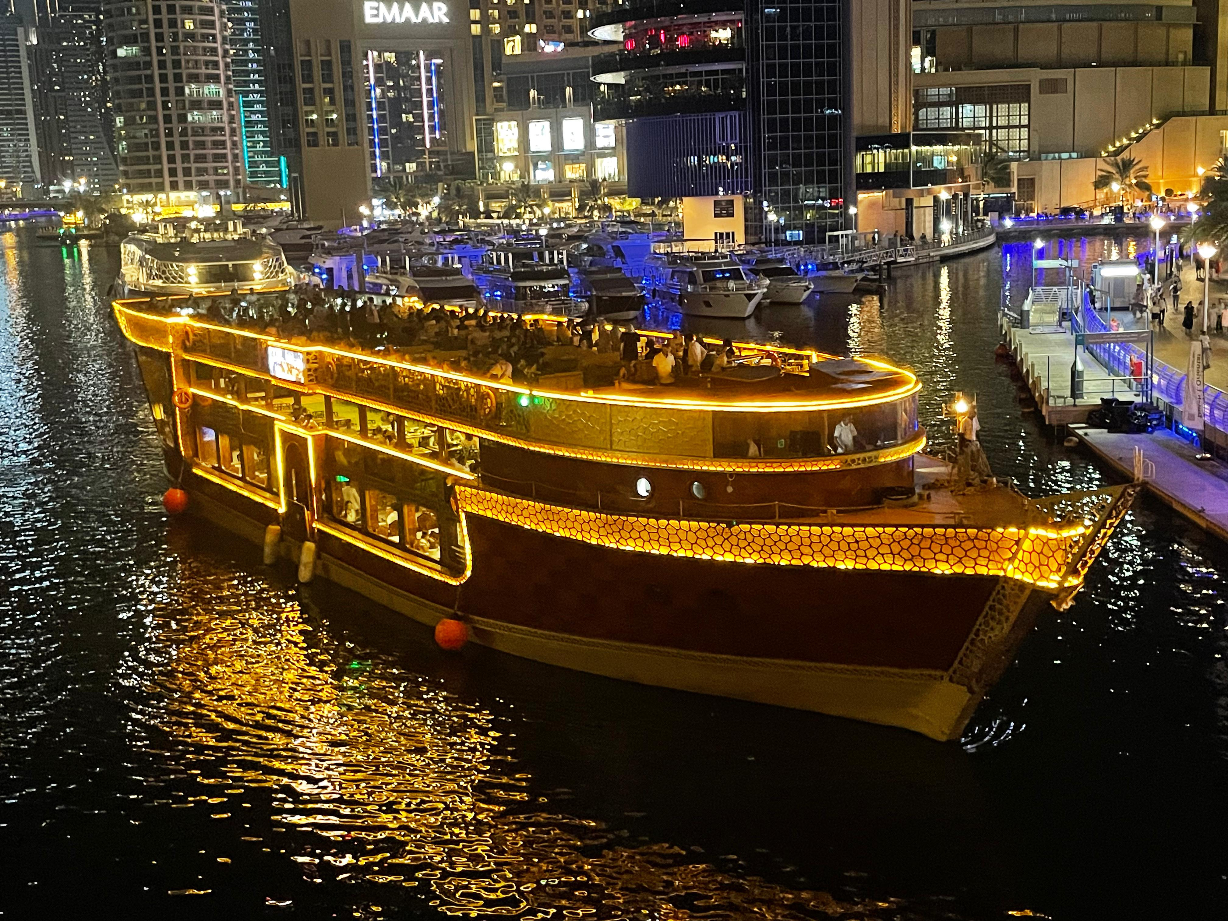 Dhow Cruise Marina 5*